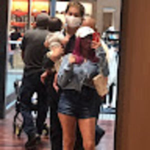 Meet your Posher, Marcela